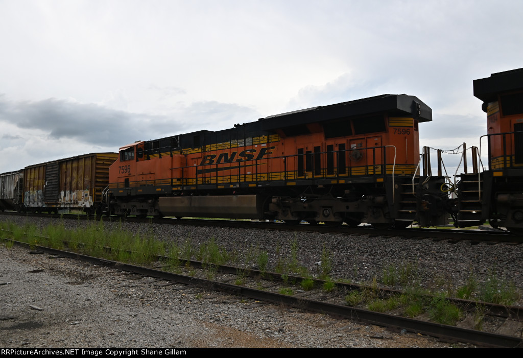 BNSF 7596 Roster